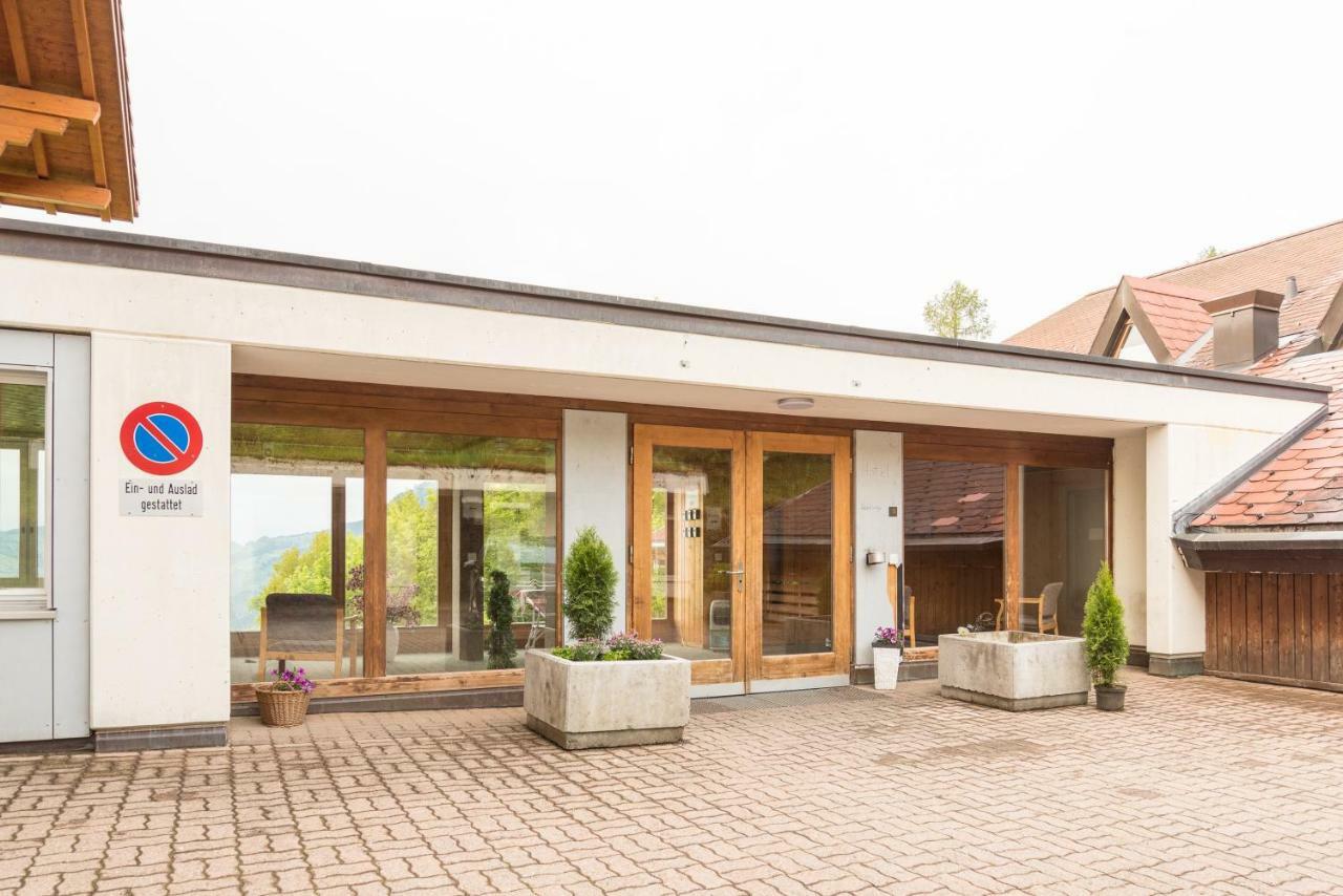 Auszeit-Hotel Z Aeschiried Aeschi Bei Spiez Exterior foto